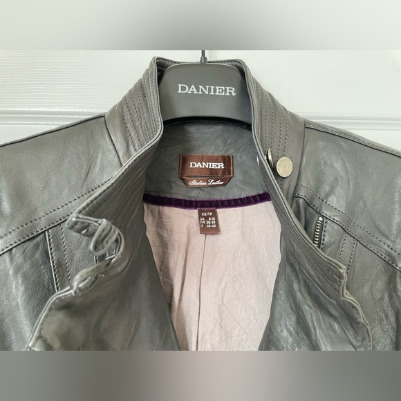Danier Italian Leather Jacket Coat, Dark Grey, Women’s Size XS - Picture 4 of 10